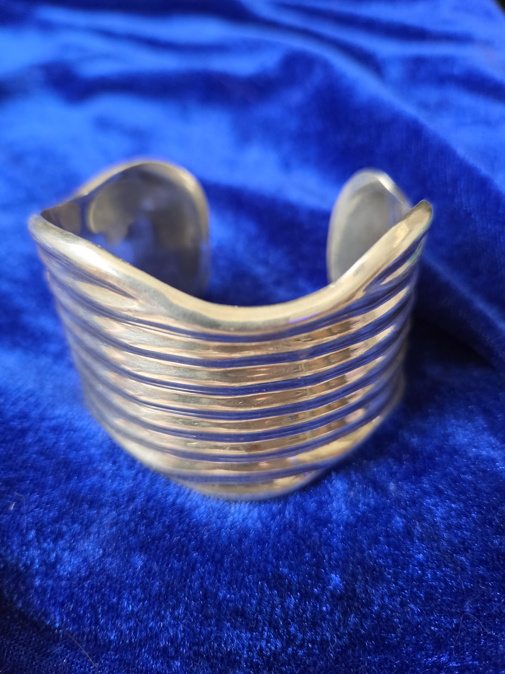 Vintage Sterling Silver Ribbed Beveled Wavy 4cm Wide Cuff Statement Bracelet 64g - Picture 3 of 17